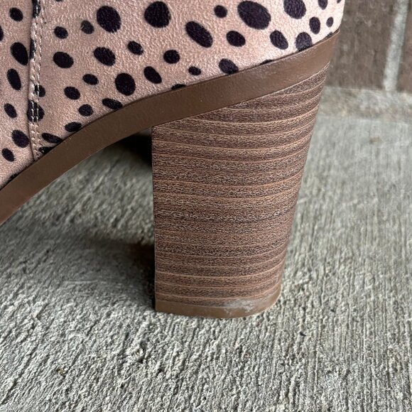 Forever 21 Cheetah Booties Womens Fall Winter - Picture 6 of 8